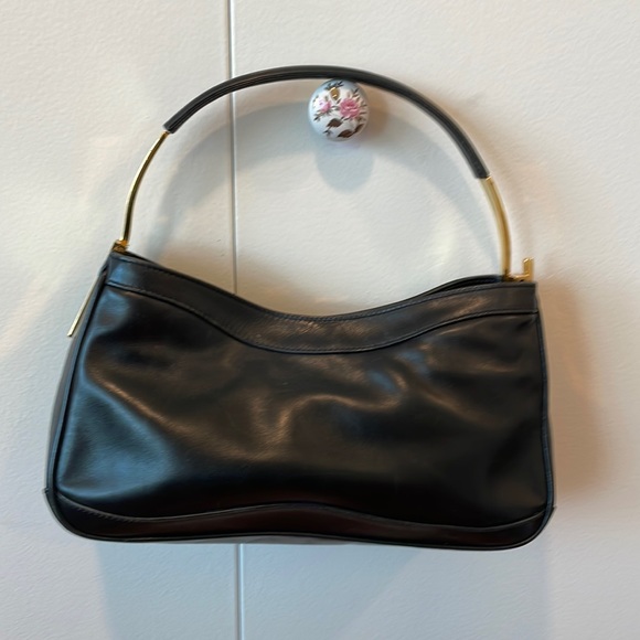 Vintage Gianni Versace Black LeatherPouchette - Picture 2 of 9